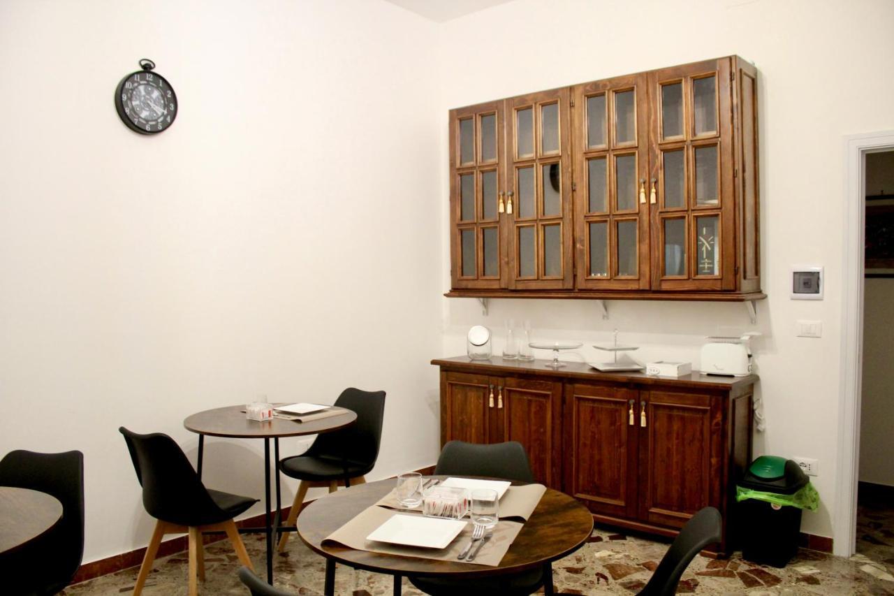 B&B Degli Angeli เลชเช ภายนอก รูปภาพ