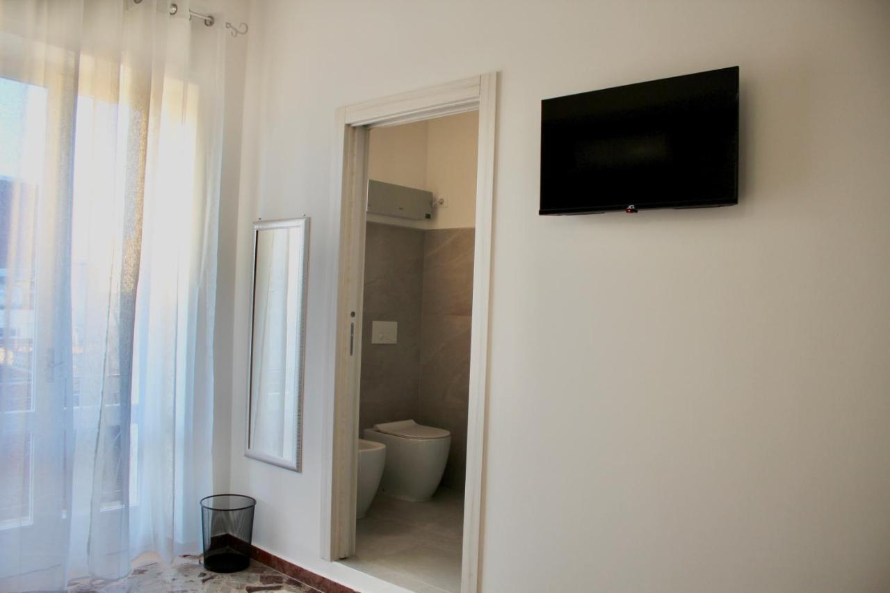 B&B Degli Angeli เลชเช ภายนอก รูปภาพ