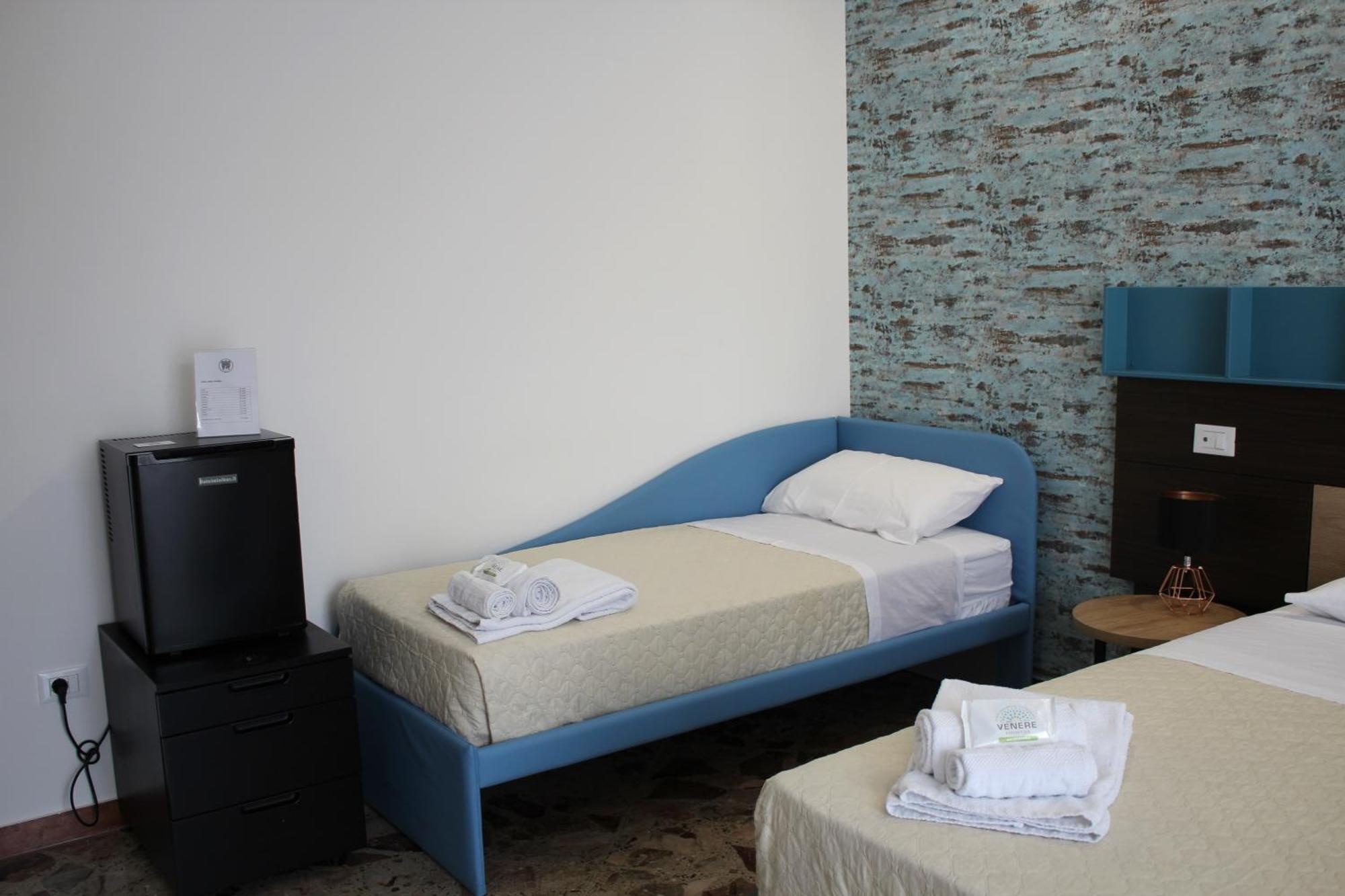 B&B Degli Angeli เลชเช ภายนอก รูปภาพ